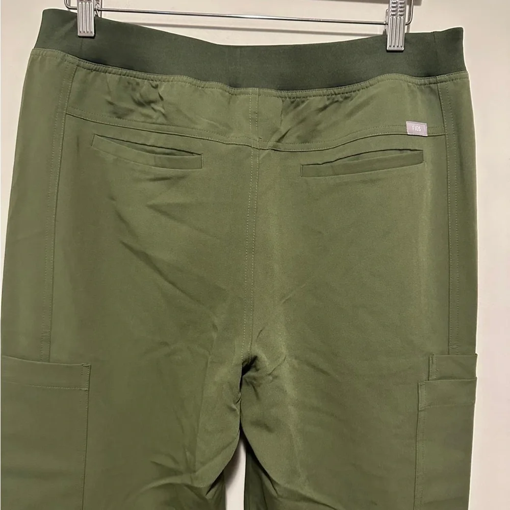FIGS Axim 2.0 Cargo Pants -NEW- Men’s Size M